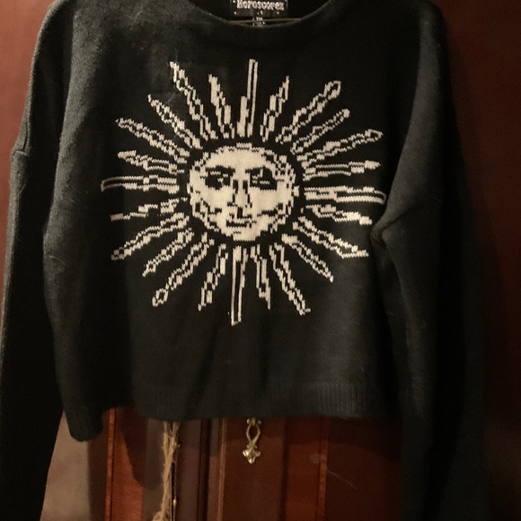 SUN SWEATER - Picture 1 of 2